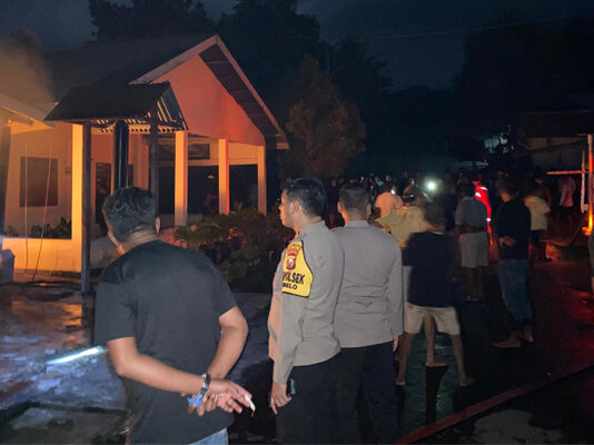 Gereja Bukit Kasih Baru Gosoma Dilahap Si Jago Merah gereja