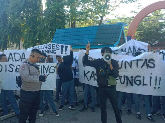 Arogansi PNS Terkait Demo Sukabumi Disayangkan Ketum DMI Demo