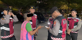 Polda Kepri Lakukan Penindakan Tipiring Terhadap Juru Parkir Di Batam Kepri