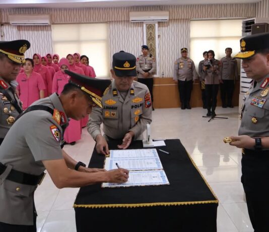 Resmi Menjabat Wakapolda Brigjen Pol. Awi Setiyono Gantikan Irjen Pol. Bahagia Dachi sulut