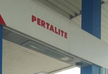 Diduga Langgar Aturan, Mobil Pelansir Pertalite Bebas Isi BBM di SPBU Bolai Gunung Talang