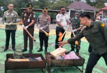 Kejari Dharmasraya Musnahkan Barang Bukti 47 Perkara, Kasus Narkotika Jadi yang Paling Mendominasi