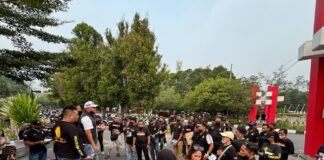 KILL DPP LPM KALBAR BERSAMA LASKAR PUAN MELAYU BAGIKAN MASKER, WUJUD SOLIDARITAS DI TENGAH ANCAMAN KARHUTLA