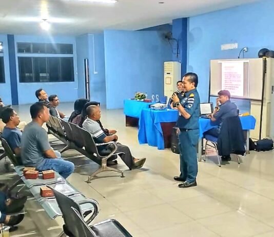 KSOP Kelas 1 Tanjung Balai Karimun Gelar Pelatihan Keselamatan Pada Kondisi Darurat Umum Diatas Kapal Terhadap Crew Kapal Speed Boat